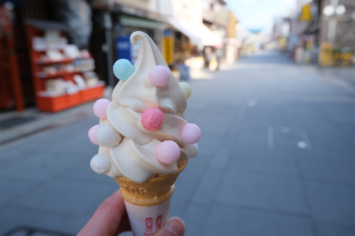 Have some delicious Soft serve ice cream in Hakodate