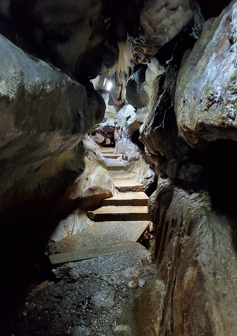 Senbutsu caves