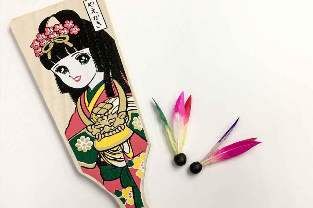 Hanetsuke 5 Games to do at New Year's in Japan8 Fun Things to Do on New Year's ...