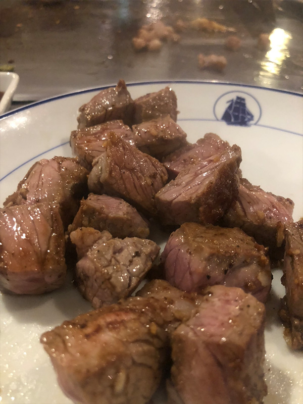 Steak is ready!The course meal was quite hearty.