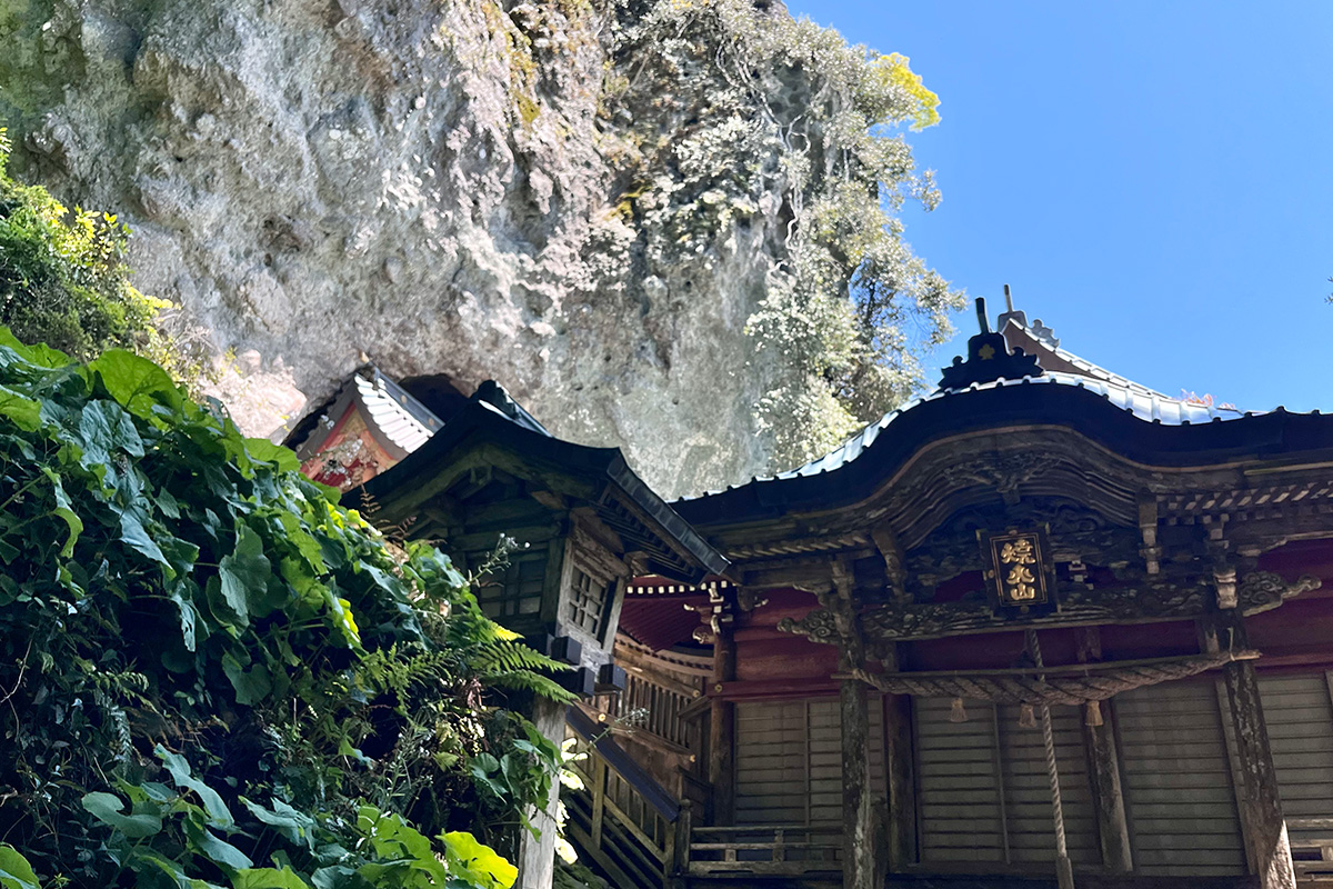 Takuhi Shrine