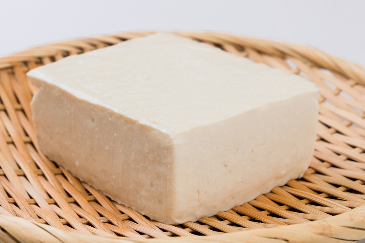 Momen Tofu (firm tofu)