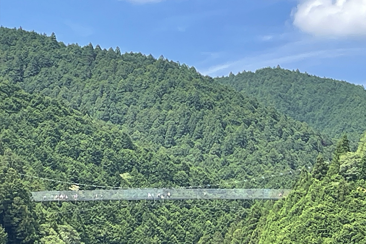 Dorogawa Onsen is famous for its other suspension bridges.