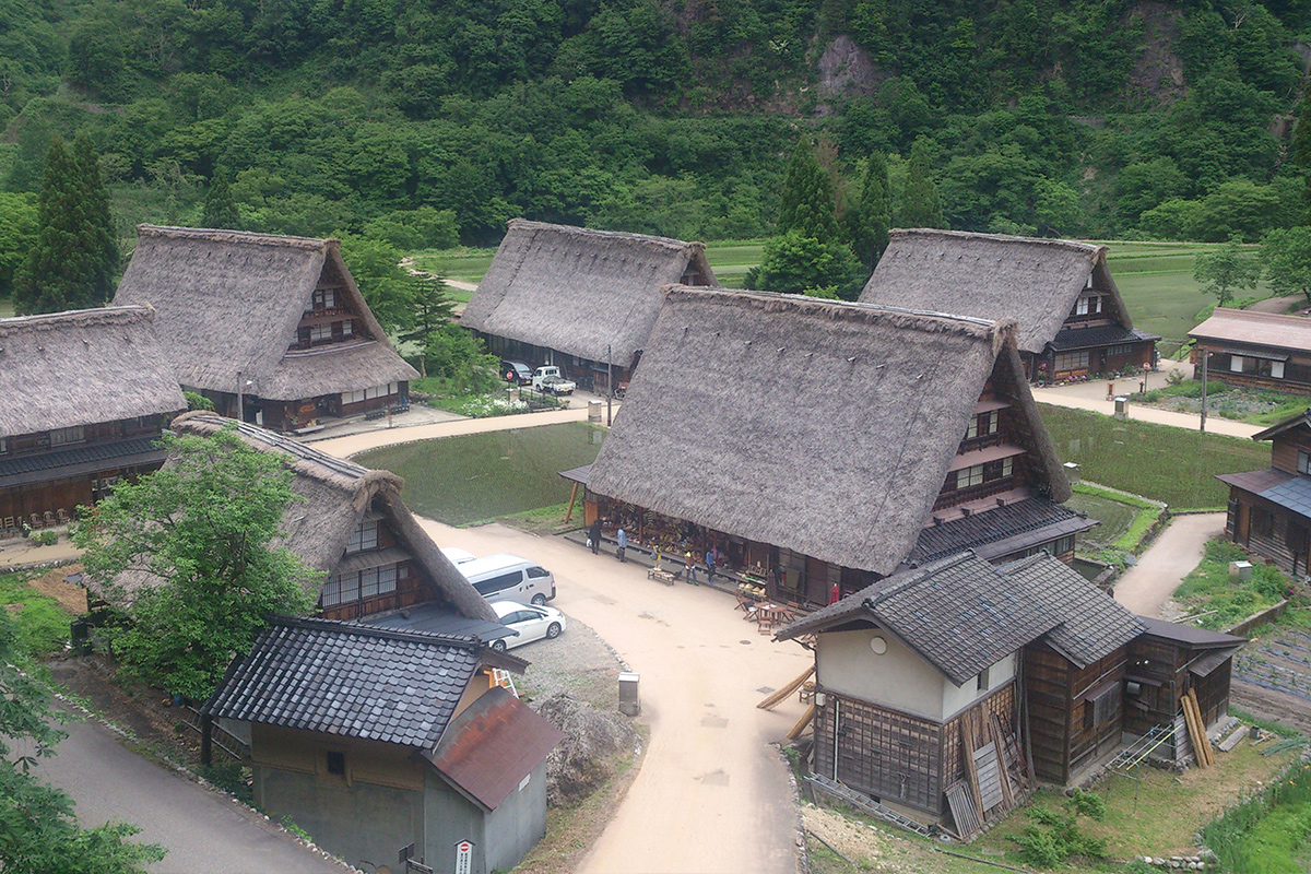 Suganuma Gassho-Zukuri Village