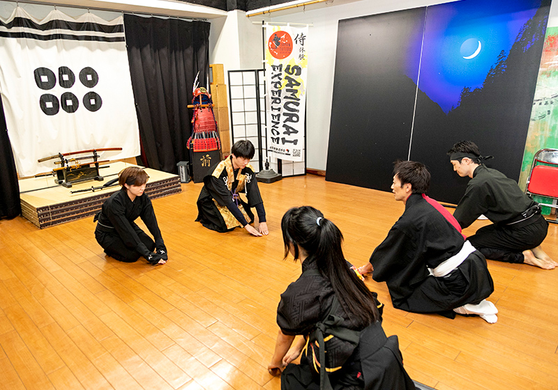 After changing clothes, they start with seiza (the Japanese way of sitting) and rei (Japanese bowing).