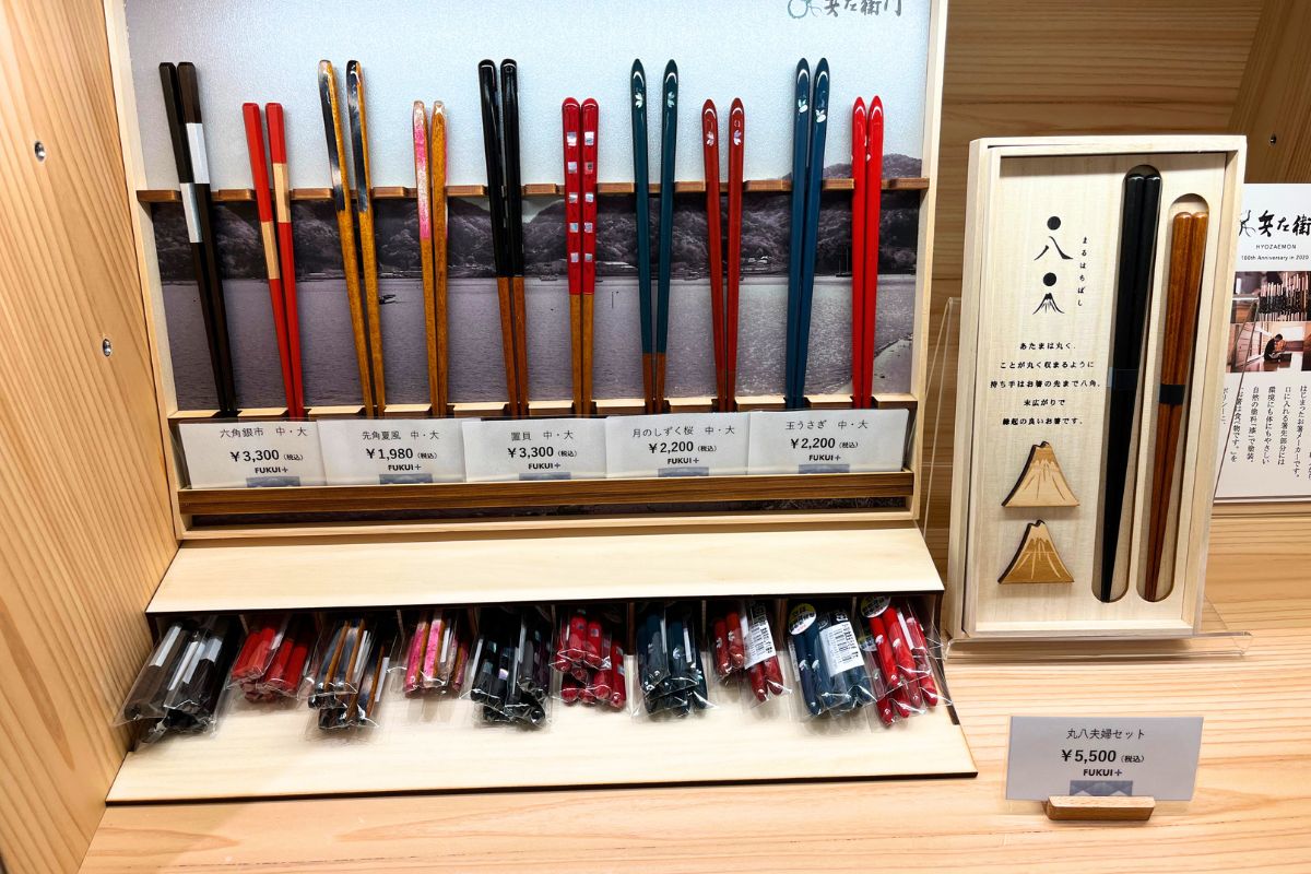 Wakasa-Nuribashi(lacquered chopsticks) from Obama City