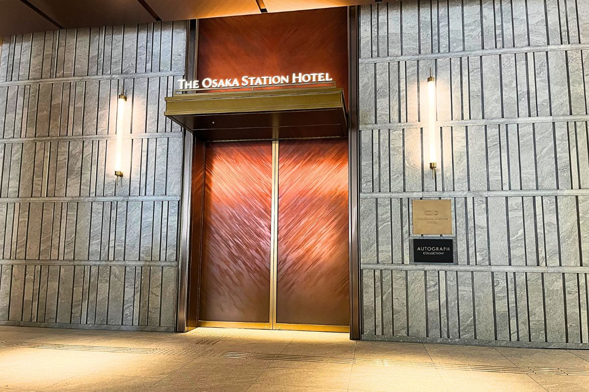 The Osaka Station Hotel, Autograph Collection Entrance