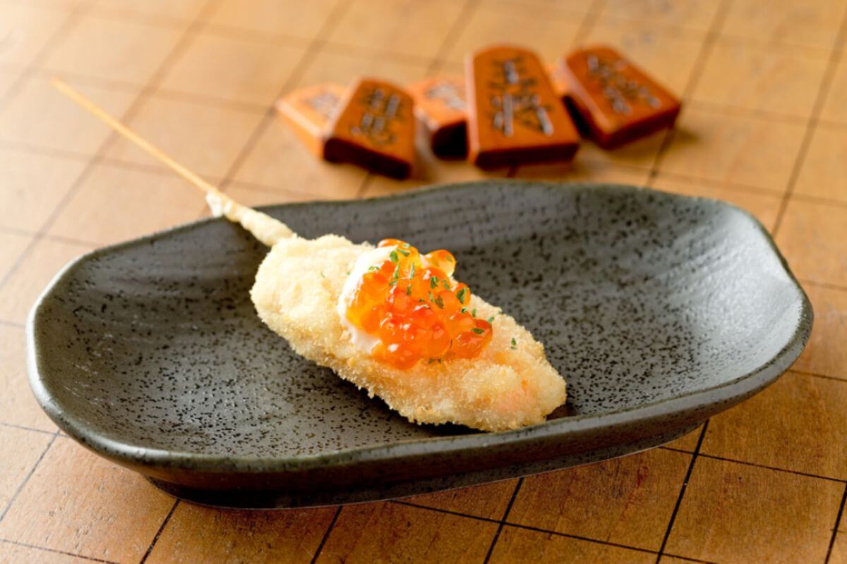 Salmon and salmon roe Kushikatsu, one of the most popular items at the Ohsho Club