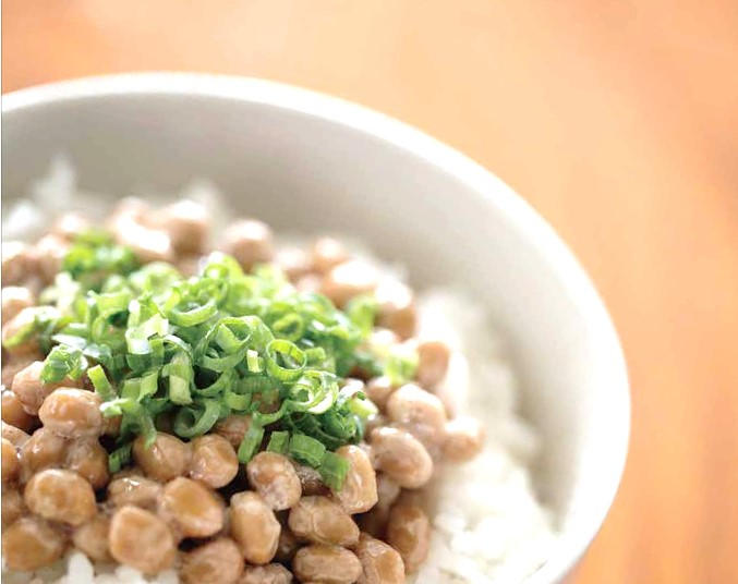 Natto (fermented soybeans) as an accompaniment to rice