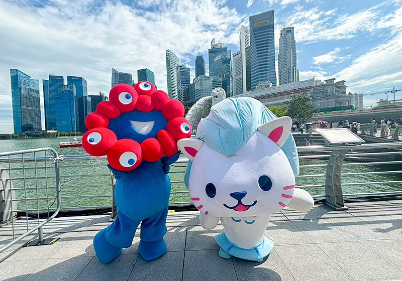 MYAKU-MYAKU with Merli, Singapore's official mascot