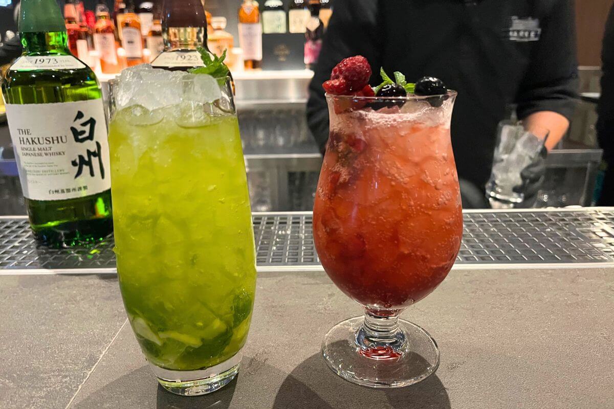 Grand Green Mojito (left) Berry Berry Squash (right)