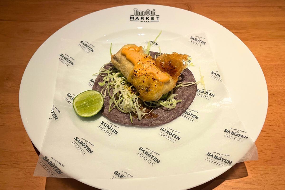 Fish tacos (tacos de pescado)
