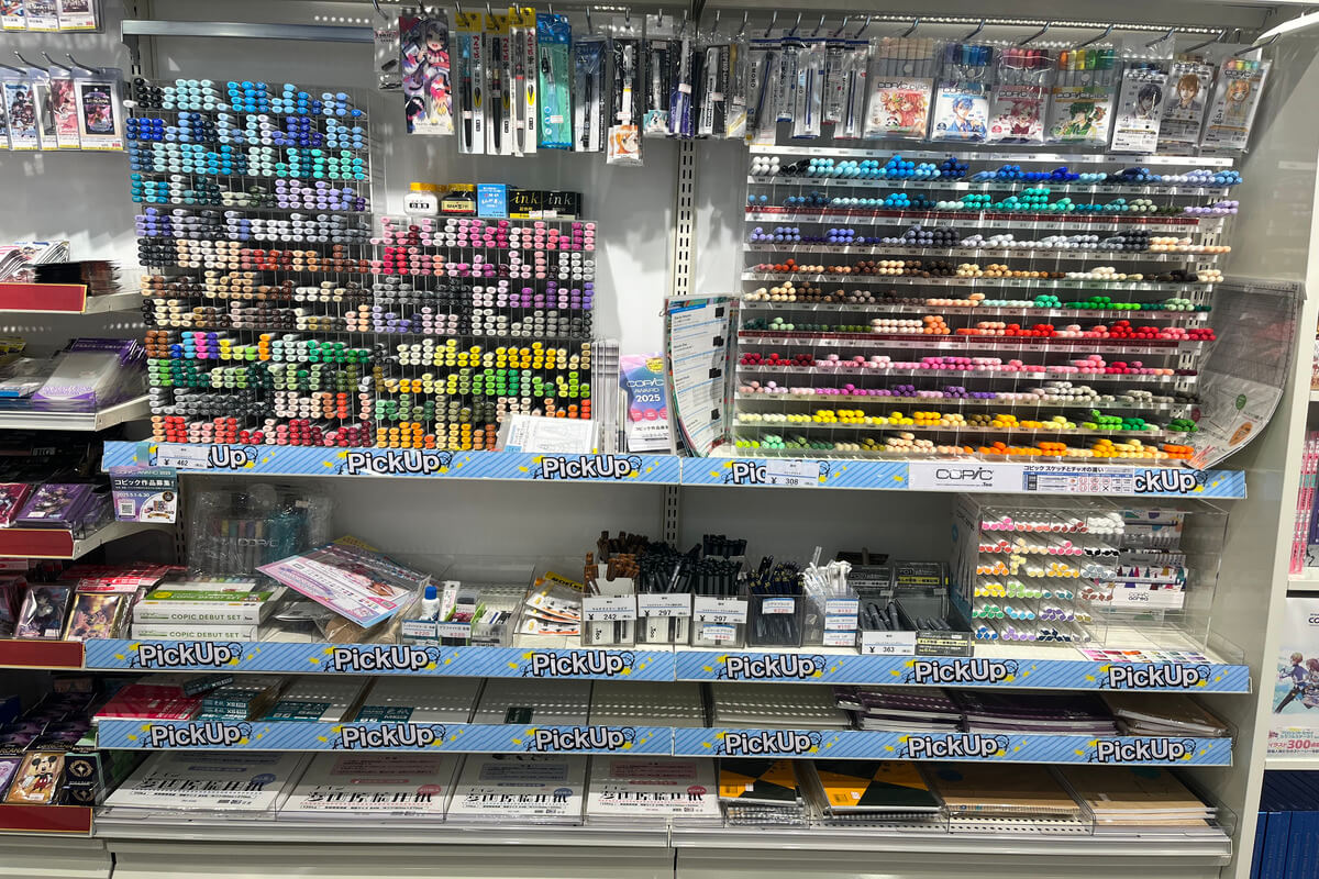 Handling art supplies
