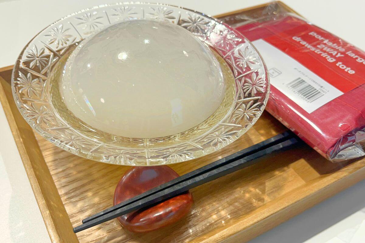 Soap bubble-like awamai udon noodles