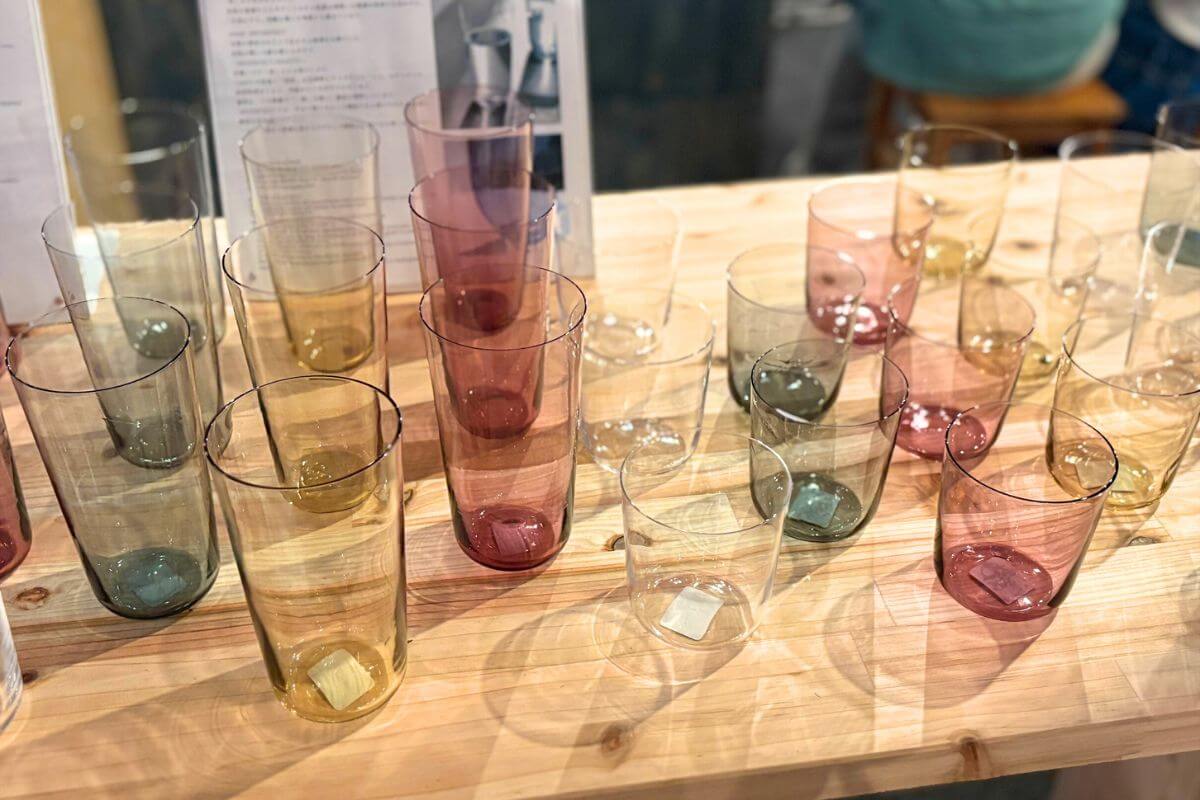 Sghr RECYCLE, made from glass waste