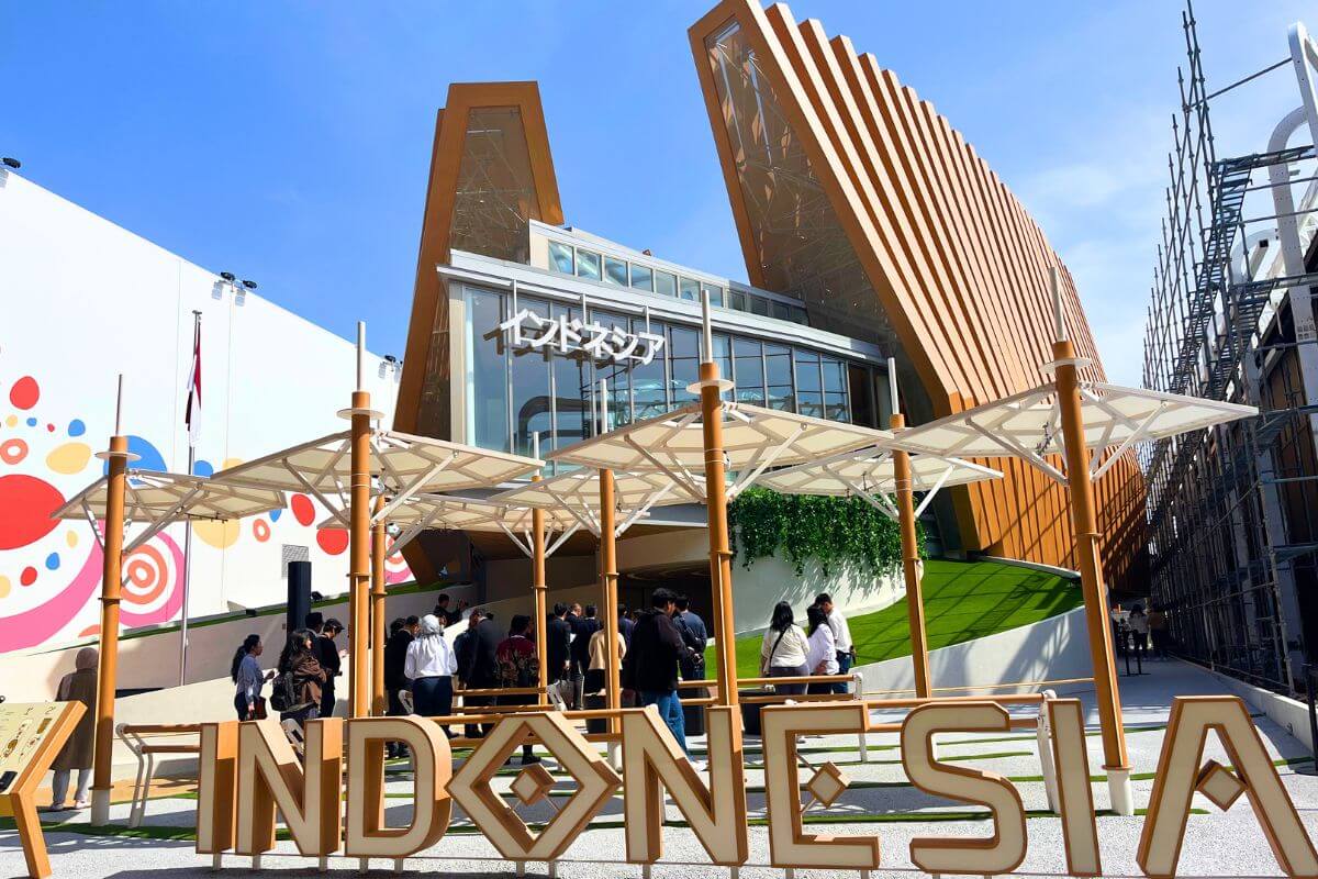Indonesian Pavilion with a ship motif