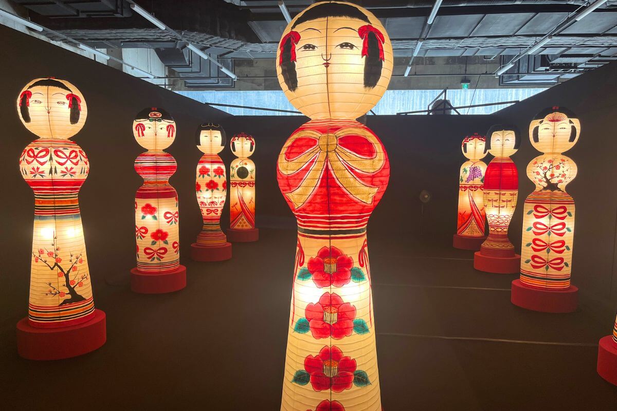 Kokeshi Lantern Highway