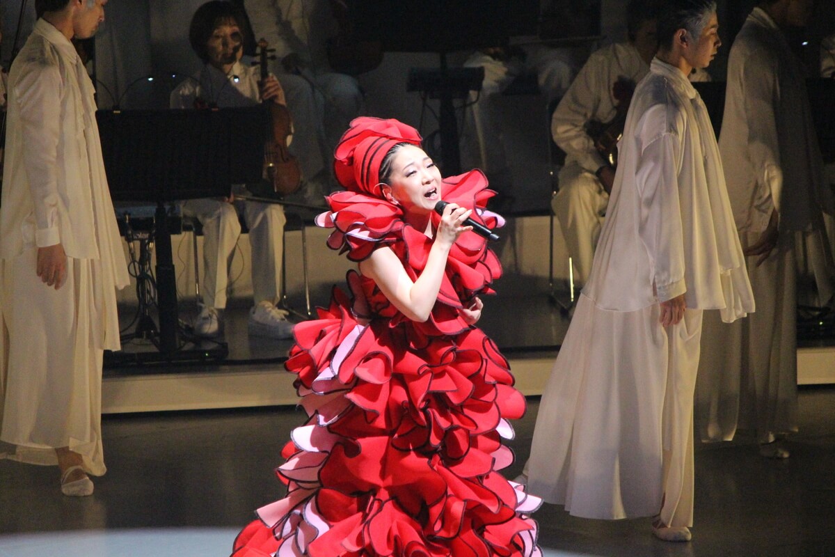 The live performance of Japan's celebrated diva, MISIA