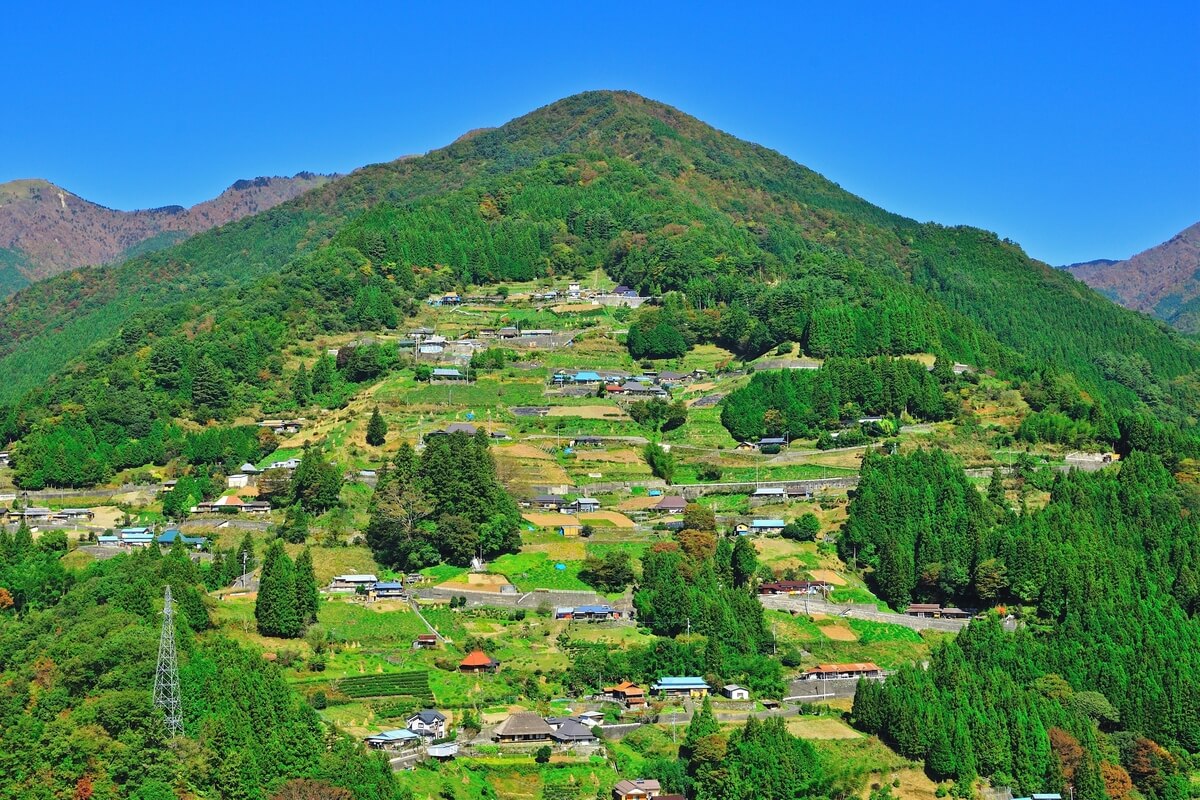 The steep-sloped villages of Nishi Awa