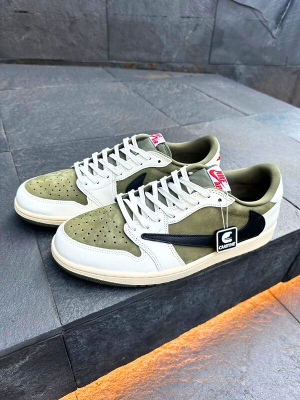 Travis Scott × Nike Air Jordan 1 Low OG SP 