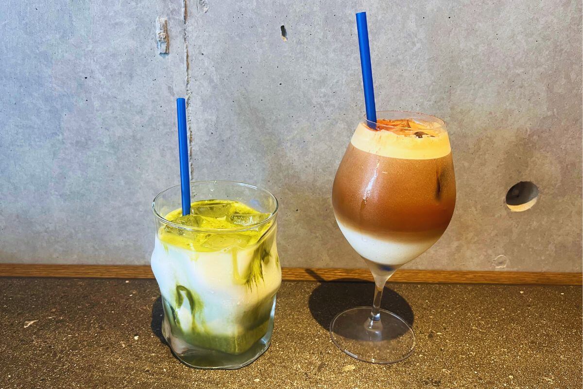“UNREAL Aerocano” and “Matcha Latte”