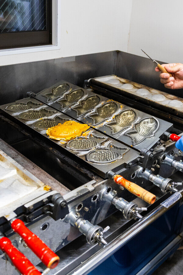 Making traditional Japanese sweets: taiyaki