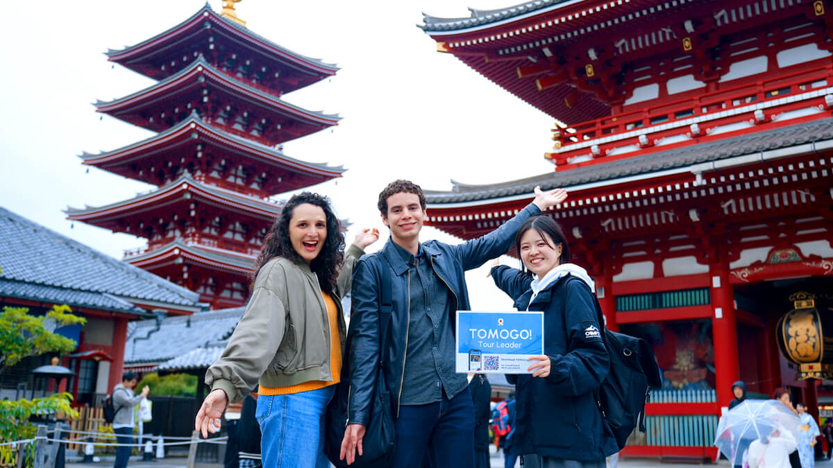 Discover Japan like never before! For local tours, choose TOMOGO!