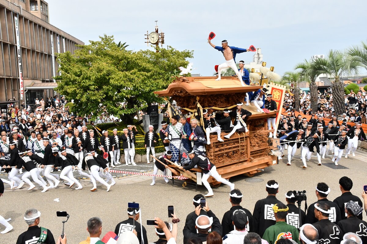 The Danjiri Festival, representing the city of Osaka