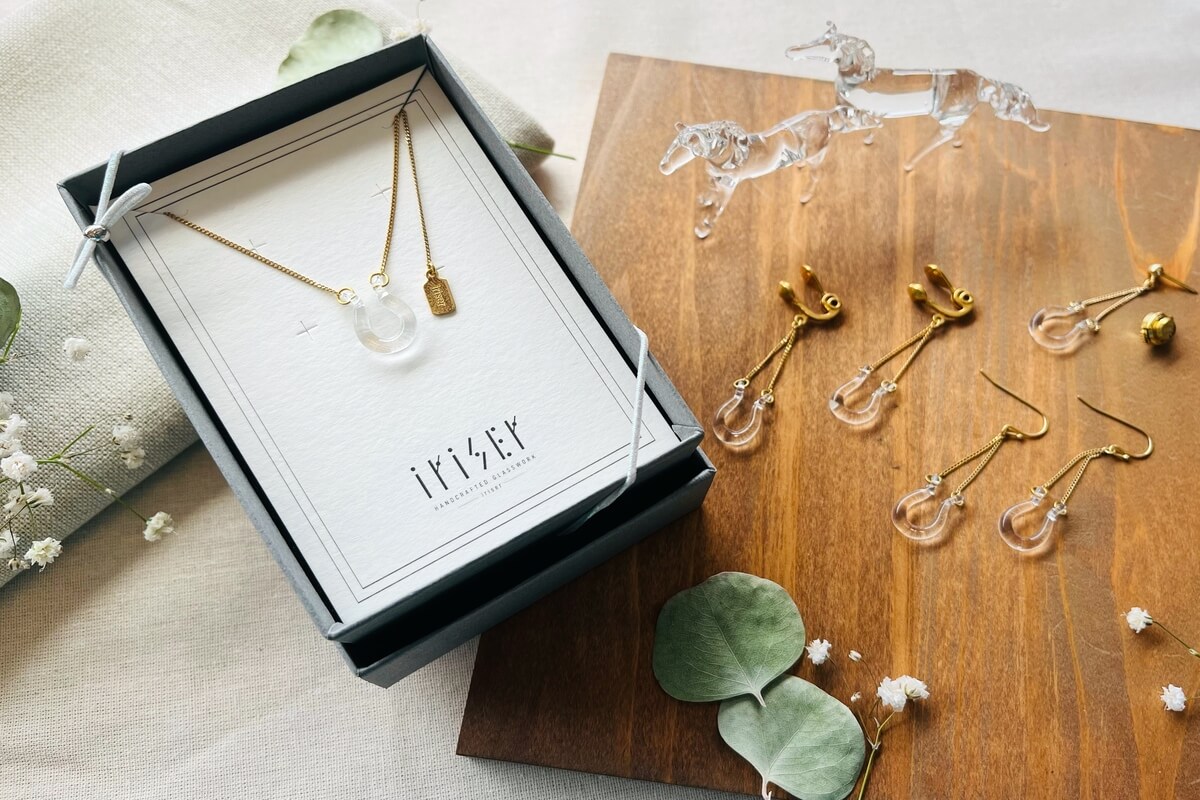 “Teitetsu” accessories inspired by the equestrian culture of Minamisōma City, Fukushima Prefecture