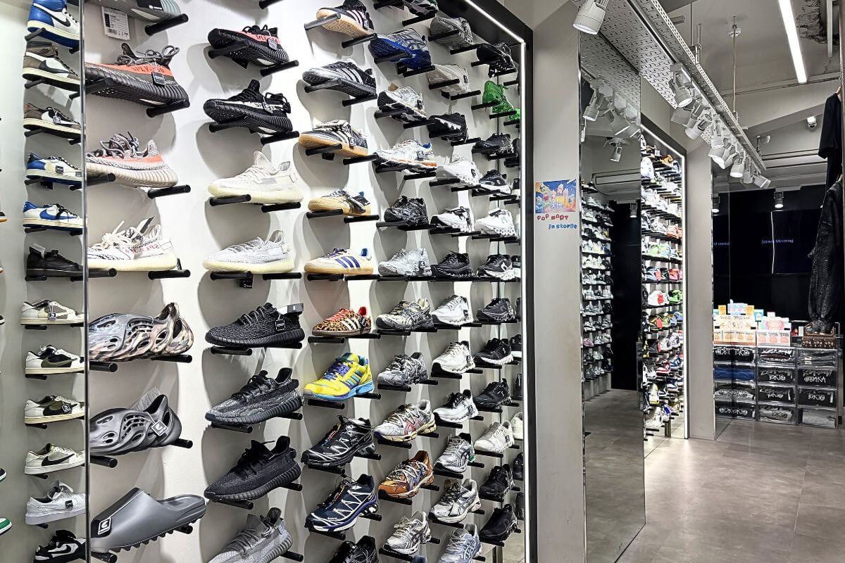 The wide selection of sneakers on display at CARRYME Osaka