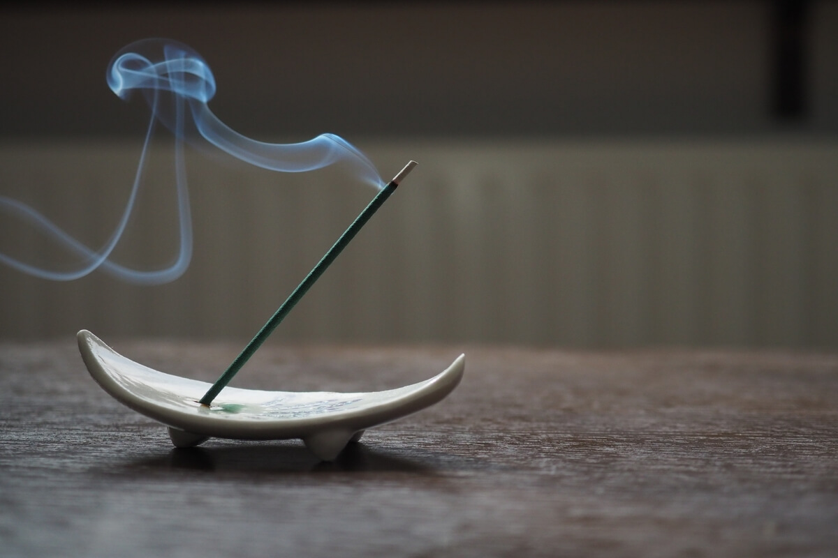 Modern stick-type incense