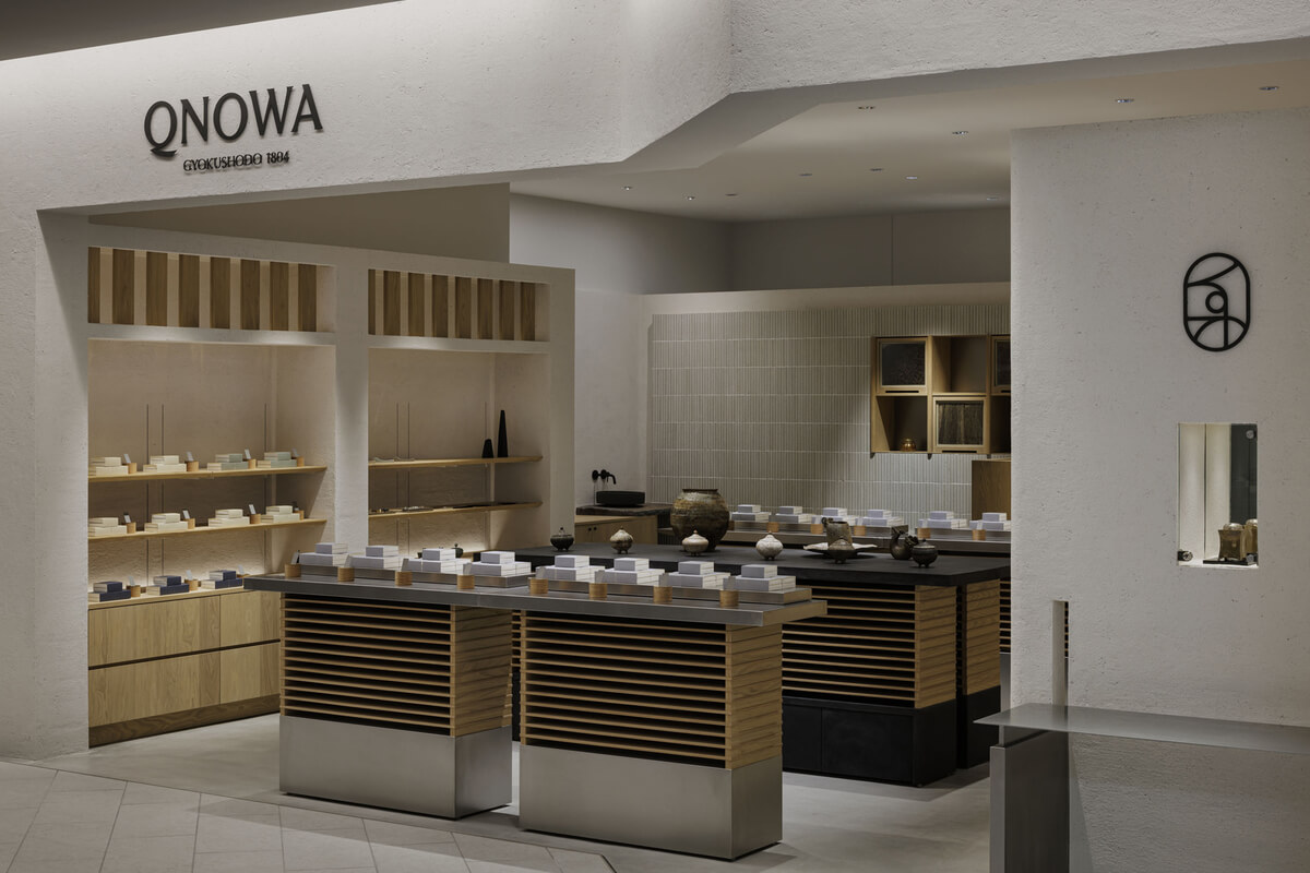 QNOWA KITTE Osaka Store