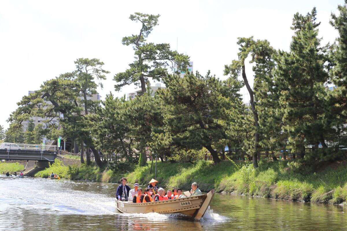 Wabune (Traditional Japanese boat) trips on the Ayase River