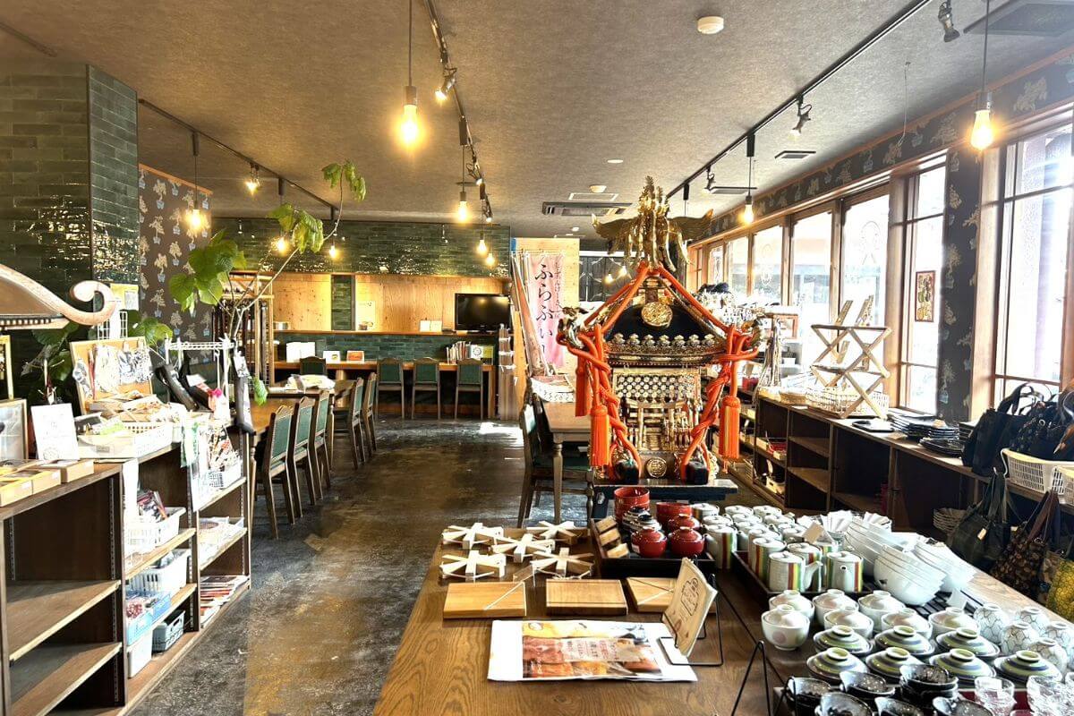 Imayo Honjin: Soka Village River Station, Souvenir Sales