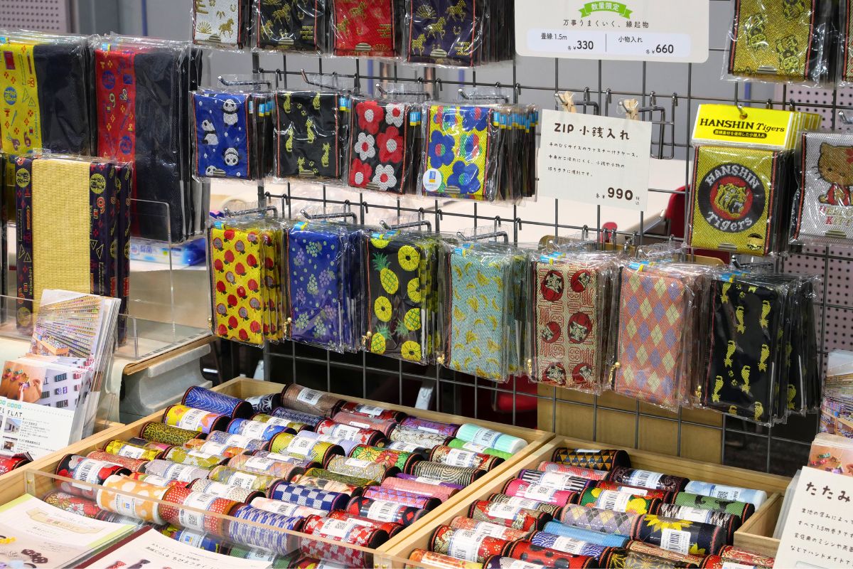 “FLAT,” a brand of tatami beri manufacturers