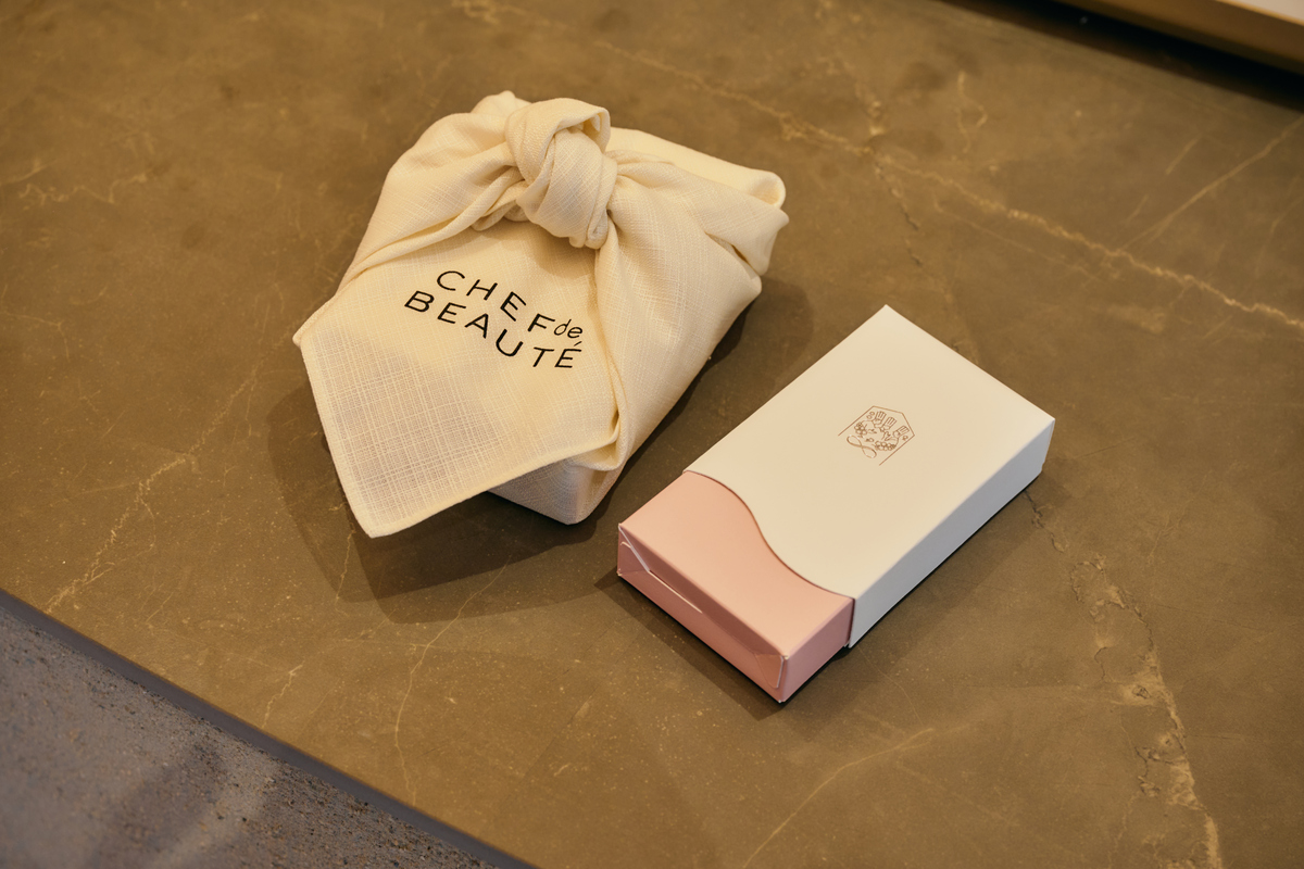 Selecting packaging for hand cream