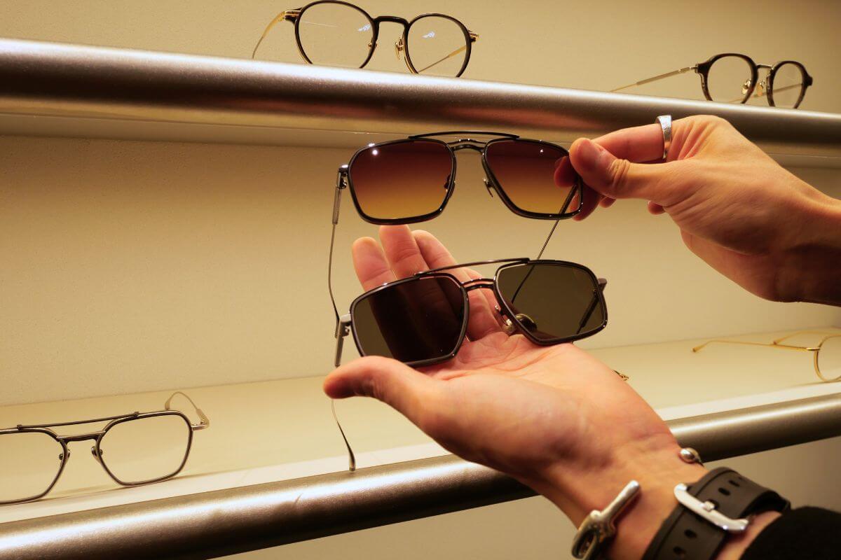 The exquisite craftsmanship of the titanium frame