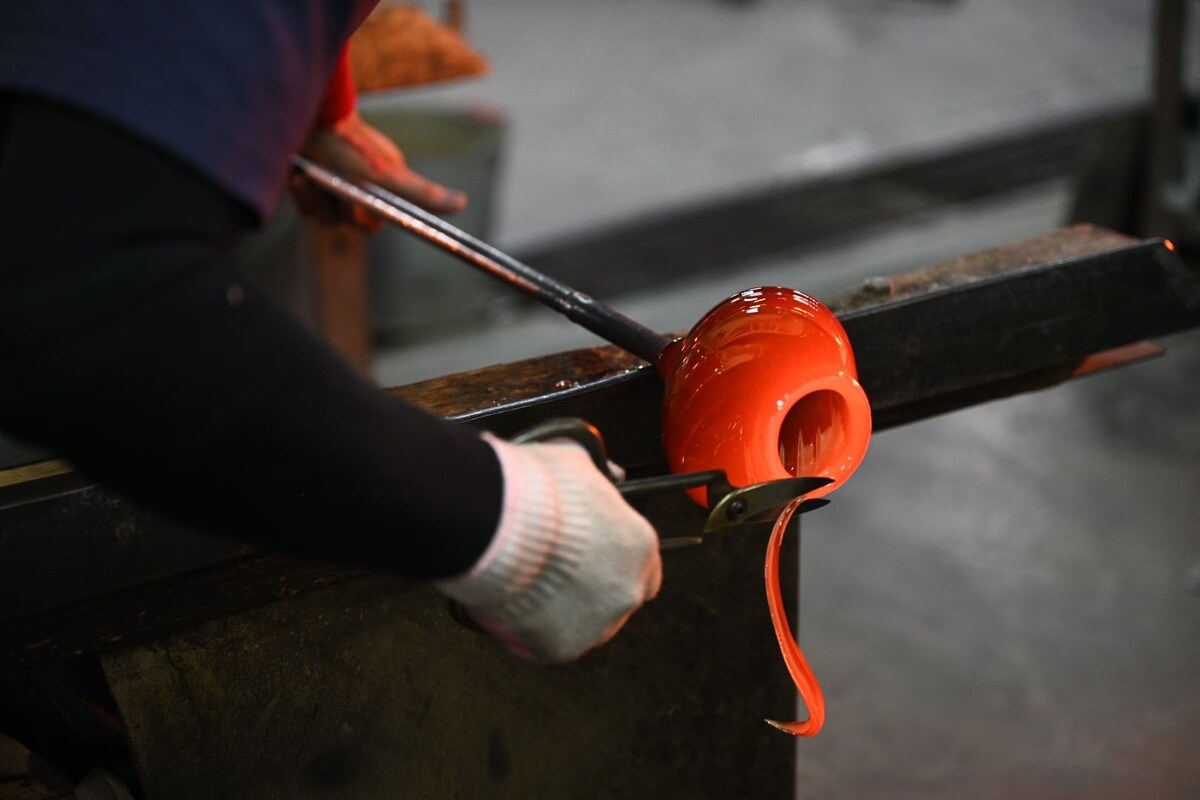 Remolding glass floats