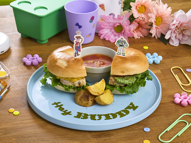 Woody & Buzz, It’s been a while, Buddy Burger