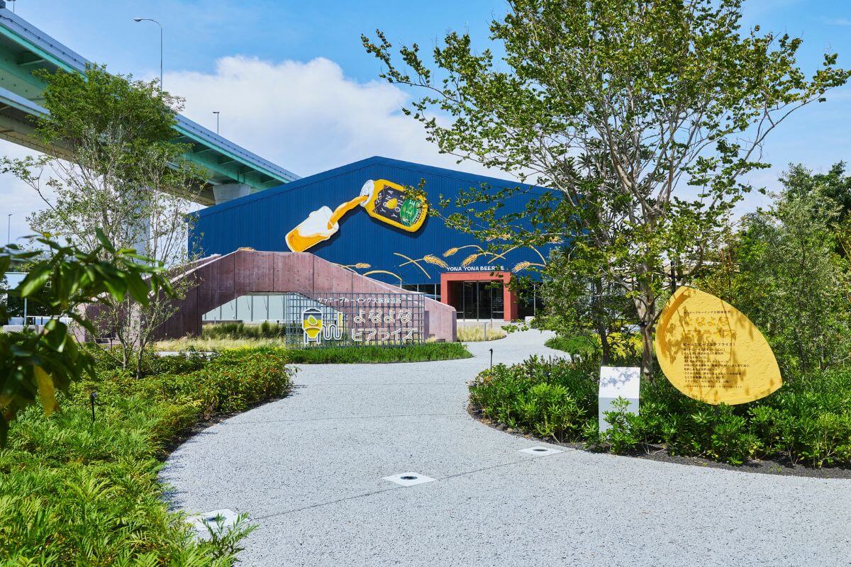 “Yona Yona Beerise,” which opened near Kansai International Airport