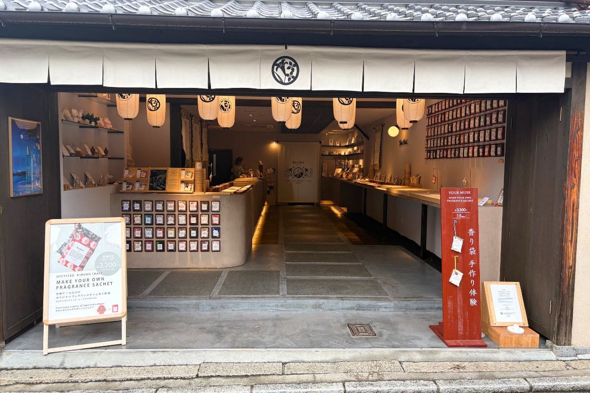 YOUR MUSK Sanneizaka, Kyoto Store