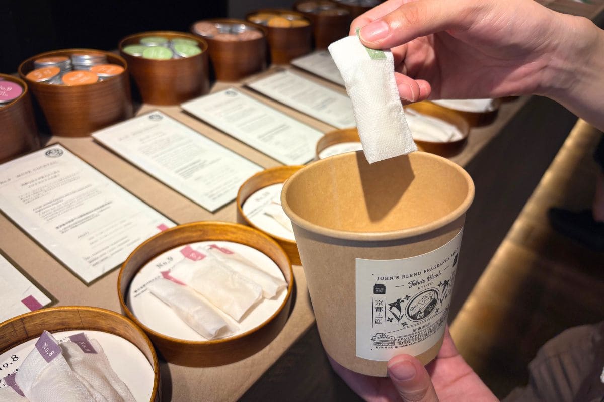 Original Fragrance Sachet-Making Workshop: Choose a Fragrance Sample